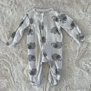 Old Navy Pajamas 6-9 months